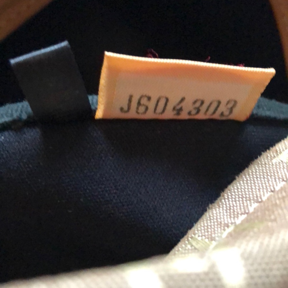 Dooney & Bourke handbag - Picture 7 of 7